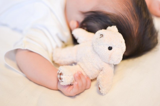 赤ちゃん連れの旅行や帰省、何を持っていくべき？👶 赤ちゃんとの旅が快適になるアイテム7選まとめ