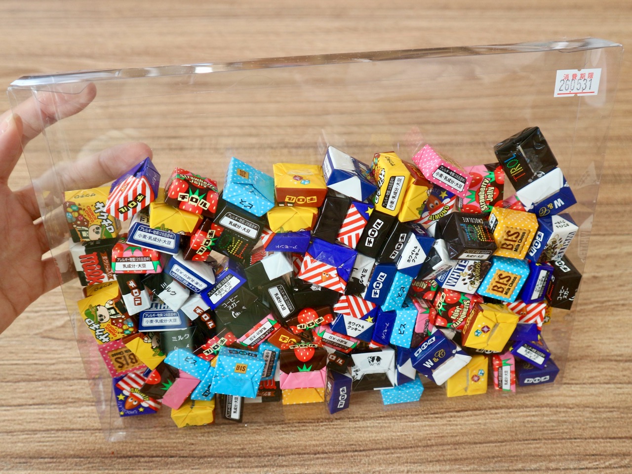 小さな幸せ】Amazonでチロルチョコ105粒セットを購入🍫 どっさり届いた