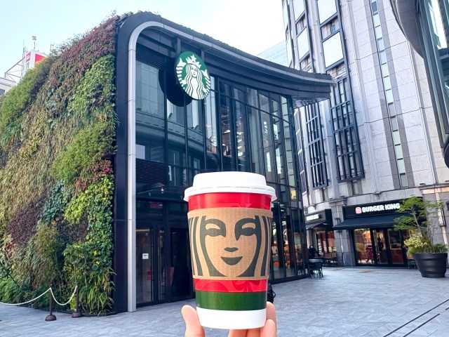 都会のオアシスだ🌴大阪の喧騒に疲れたらリラックスした時間を過ごせる森のようなスタバへ行くのです…！