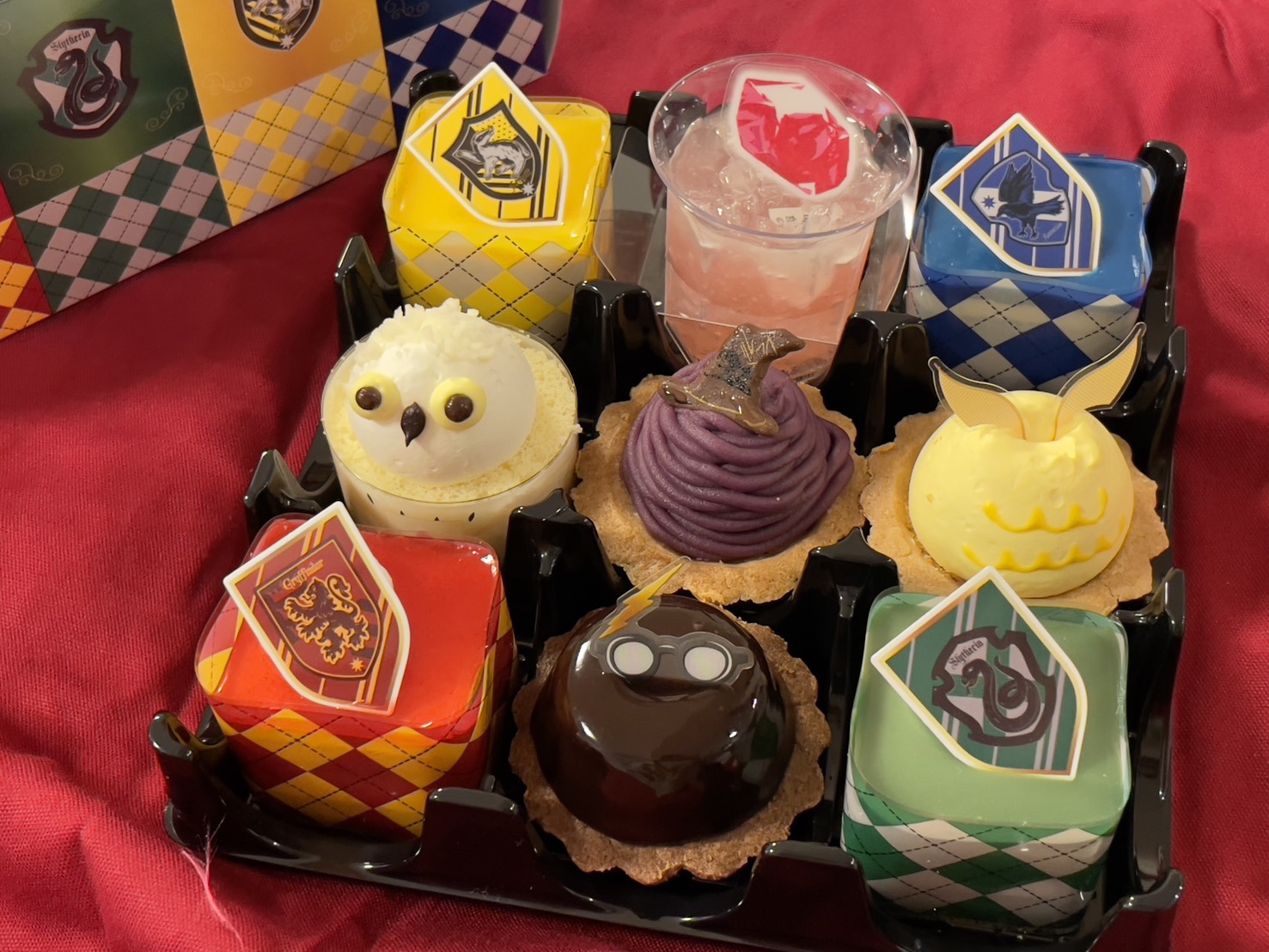 コージーコーナーで「賢者の石」モチーフがぎゅぎゅっと9個のプチ