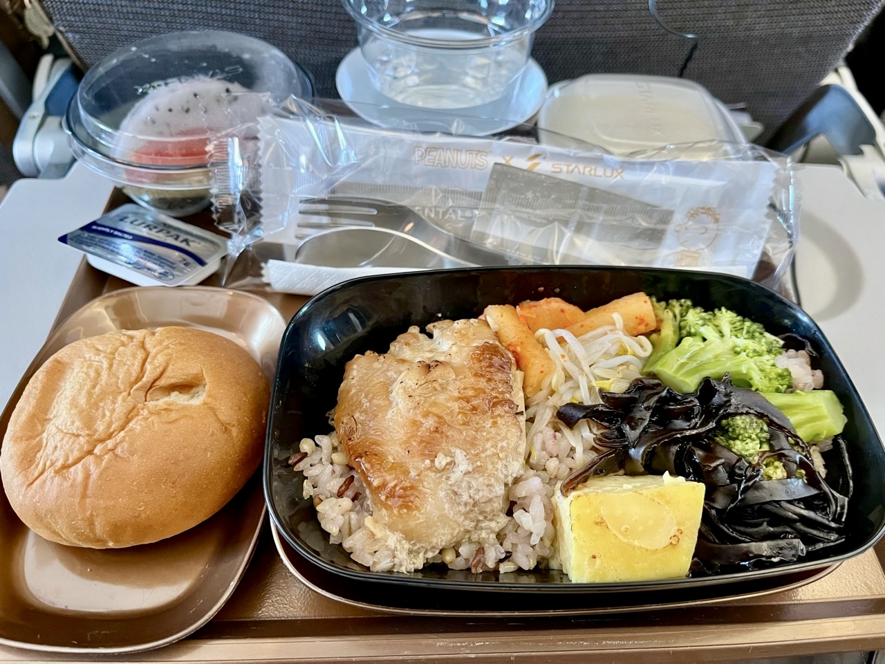 台湾へ行くならジワジワ話題の「スターラックス航空」に乗りたい！機内