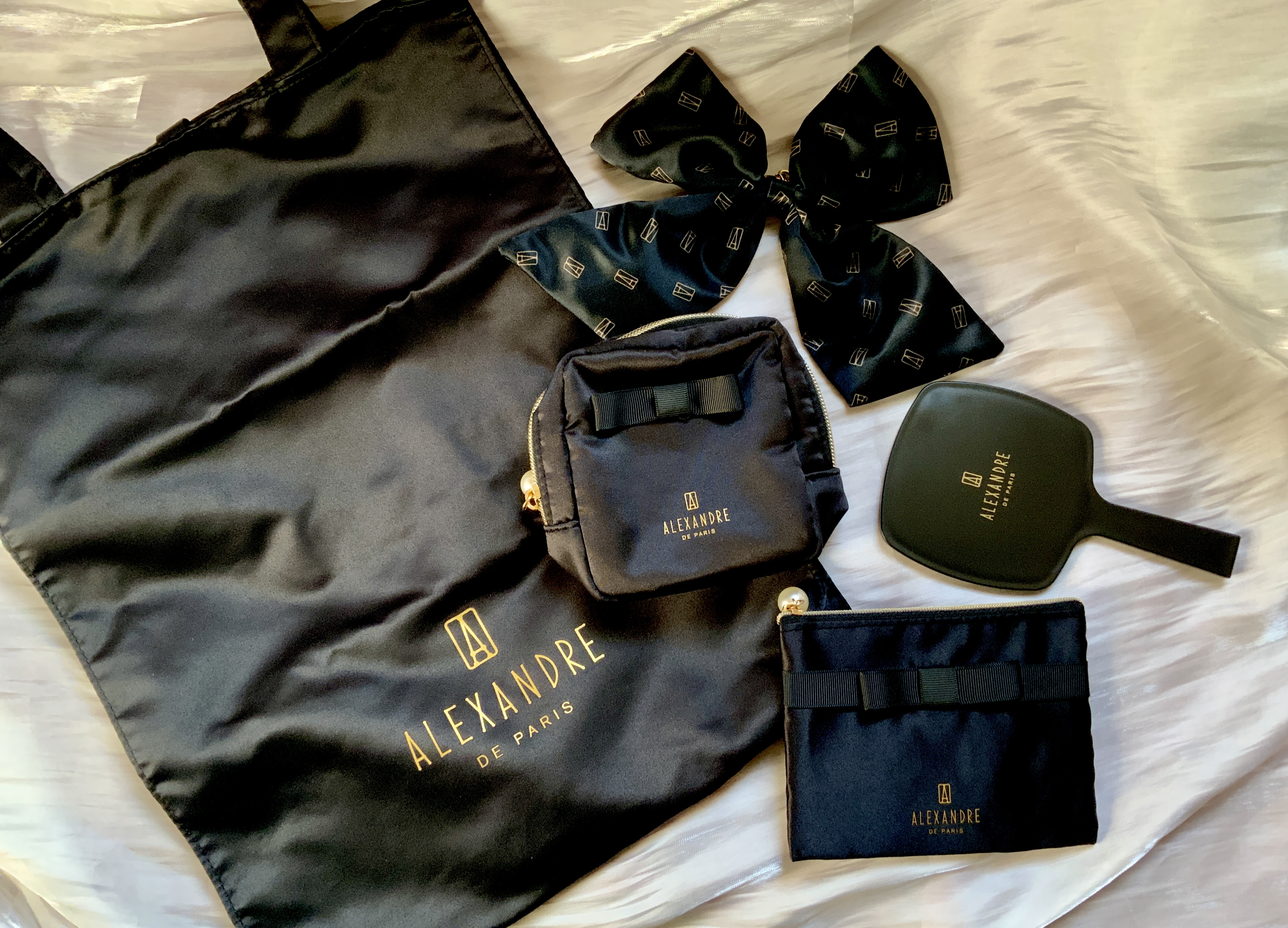 アレクサンドル ドゥ パリ【未使用→1度自宅にて試着のみ】人気モデル sweet』1月号の付録に「アレクサンドル ドゥ パリ」が登場🪞欲しい！が