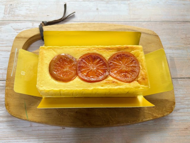 柑橘王国・愛媛が生んだ「ブラッドオレンジチーズケーキ」に感動🍊知る人ぞ知る、宝石のような絶品スイーツ、お取り寄せで楽しめます♪