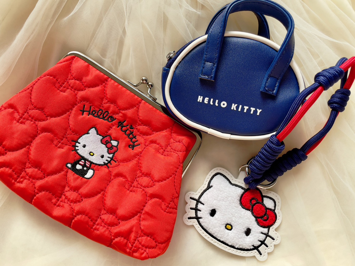 どっちにするか悩んじゃう🍎 『リンネル』付録にミニボストン形ポーチ