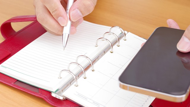 スケジュール管理はデジタル派？紙派？紙の手帳ならではの大事なよさがあるんです【Pouchが気になる手帳まとめ3選】