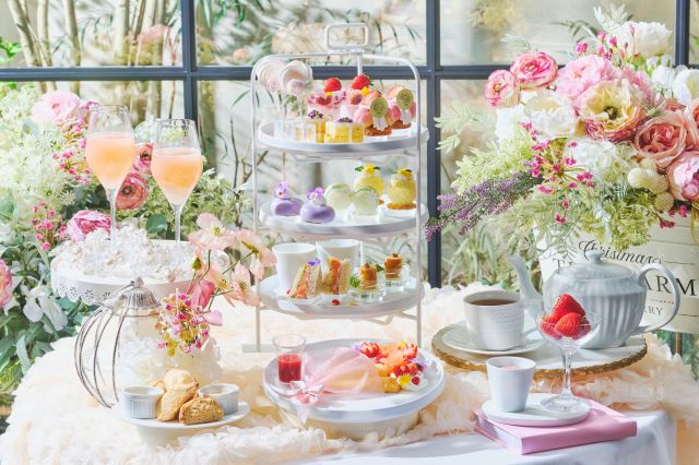 【2026春】いちごとお花でいっぱい♡春水堂やホテルニューオータニなどビジュがよすぎるアフタヌーンティー情報5選