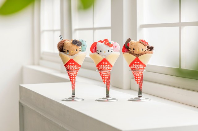 ヘンテコだけどしみじみかわいい!マリオンクレープ50周年記念ムック本はクレープに巻かれるキティさんがついてきます ヘンテコだけどしみじみかわいい!マリオンクレープ50周年記念ムック本はクレープに巻かれるキティさんがついてきます