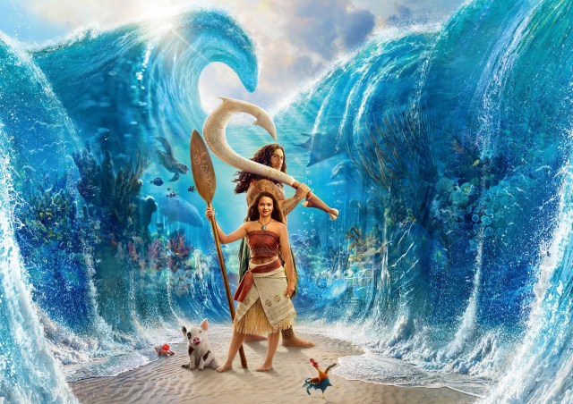 〈超〉実写映画化『モアナと伝説の海』の映像美は圧巻。でも…ドウェイン・ジョンソン版マウイがかっこよすぎて違和感が! 〈超〉実写映画化『モアナと伝説の海』の映像美は圧巻。でも…ドウェイン・ジョンソン版マウイがかっこよすぎて違和感が!